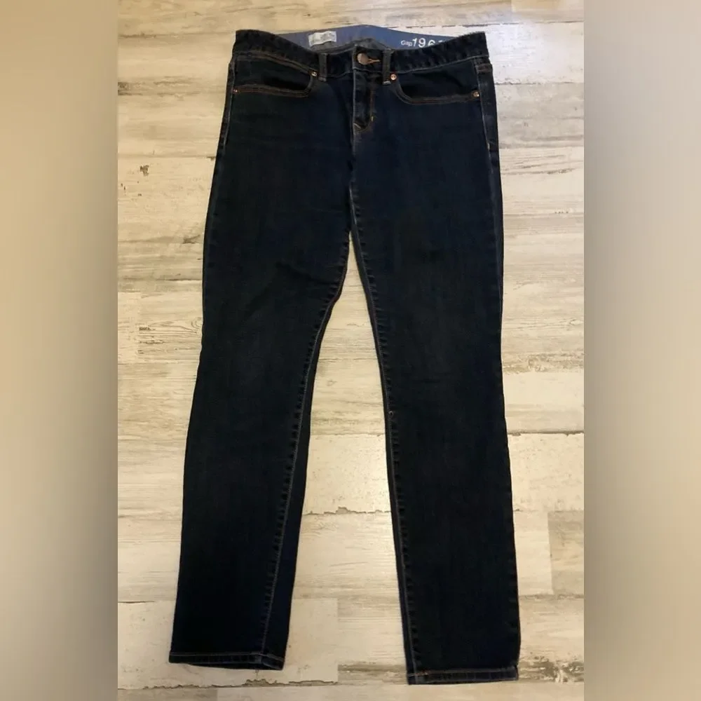 GAP Always Skinny Jeans Size 28